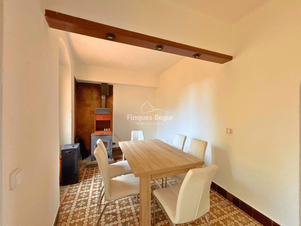 6 soveværelse Byhus til salg i Palafrugell - € 312.000 (Ref: 9195133)