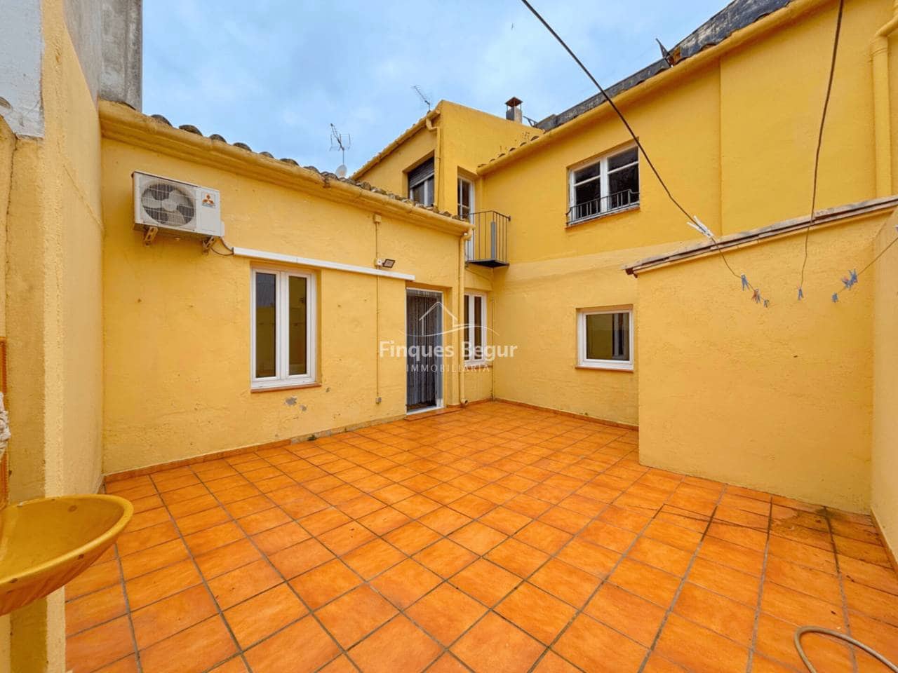 6 soveværelse Byhus til salg i Palafrugell - € 312.000 (Ref: 9195133)