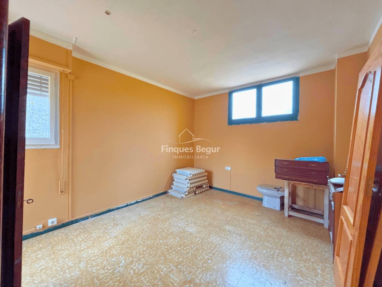 6 soveværelse Byhus til salg i Palafrugell - € 312.000 (Ref: 9195133)