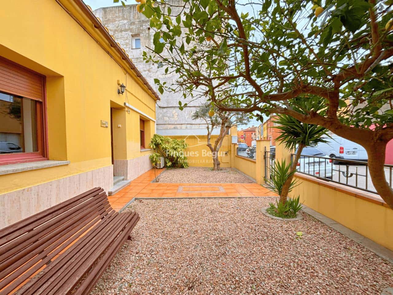 6 soveværelse Byhus til salg i Palafrugell - € 312.000 (Ref: 9195133)