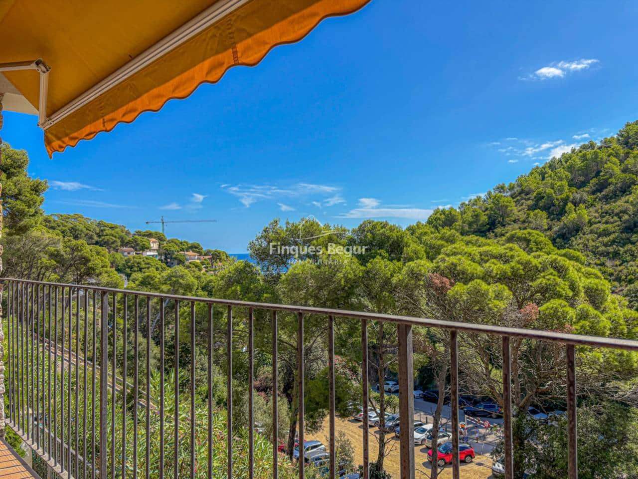 2 makuuhuone Huoneisto myytävänä paikassa Begur mukana 
autotalli - 400 000 € (Ref: 9197380)