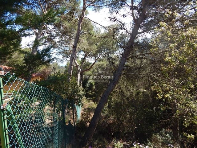 Undeveloped Land for sale in Palafrugell - € 280,000 (Ref: 9230248)
