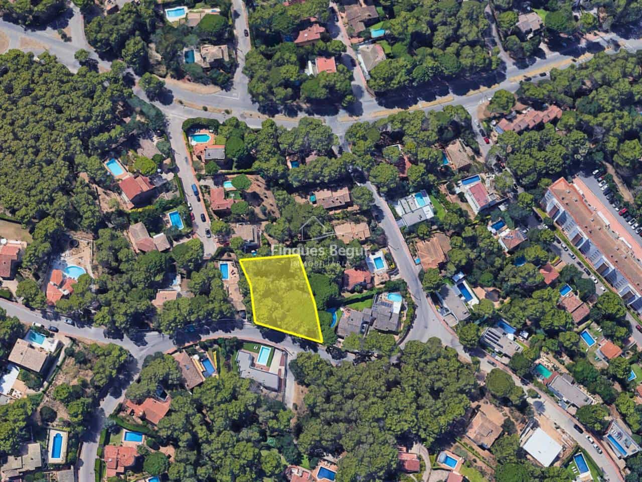 Ubebygd land til salgs i Palafrugell - € 280 000 (Ref: 9230248)