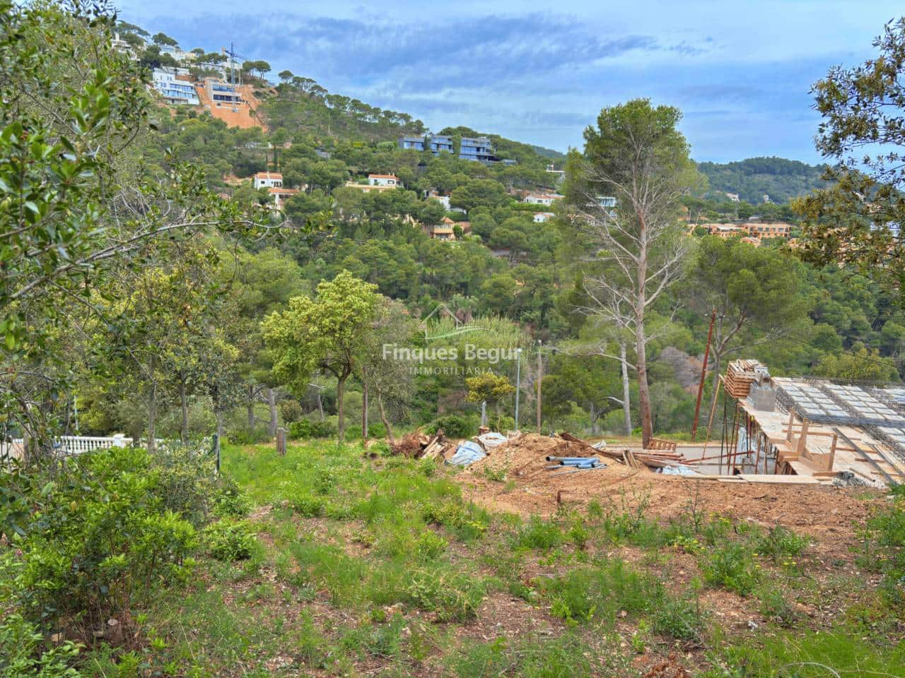 Grunde uden byggetilladelser til salg i Begur - € 420.000 (Ref: 9230250)