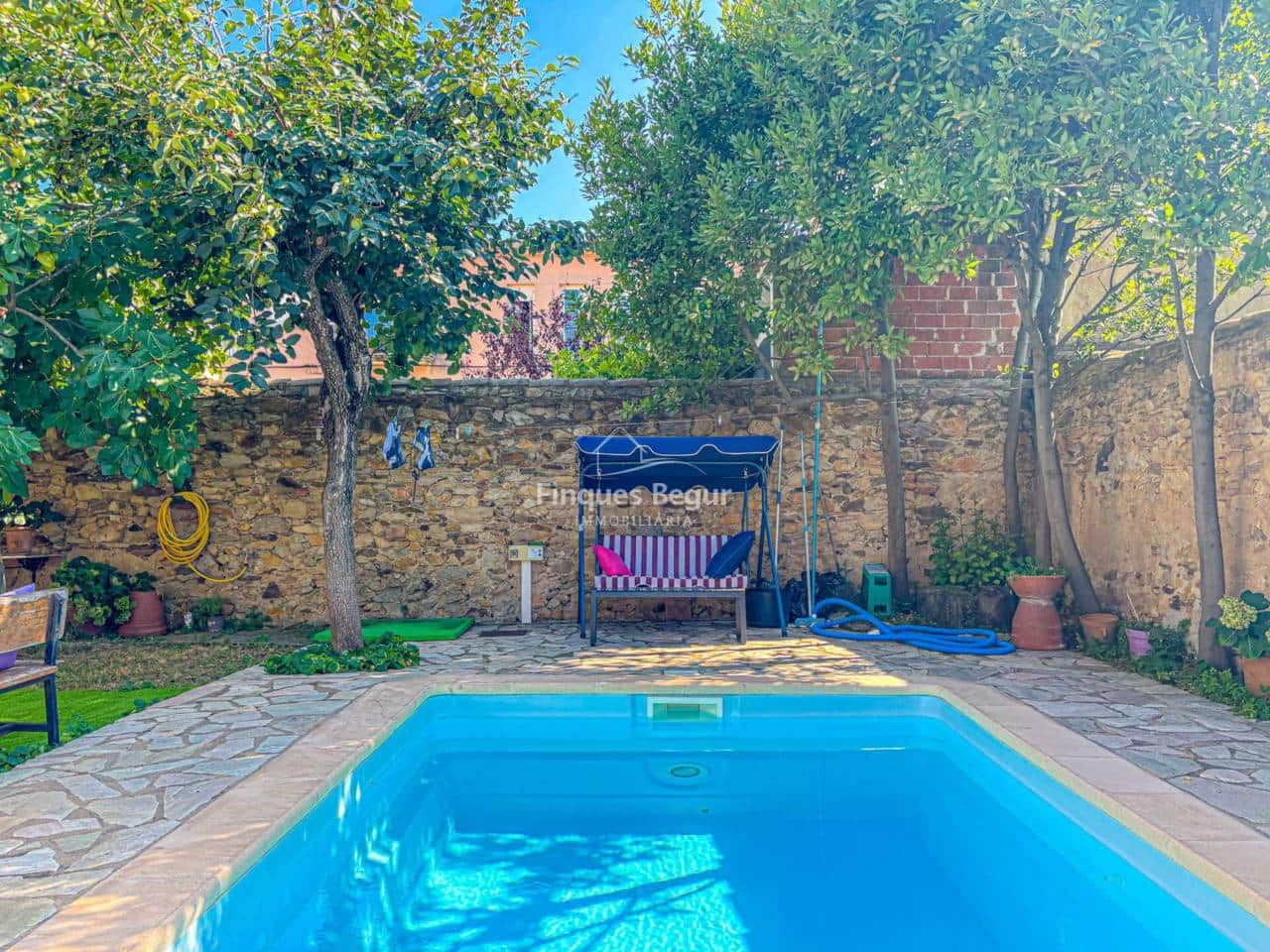 4 bedroom Villa for sale in Palafrugell with pool garage - € 950,000 (Ref: 9242590)