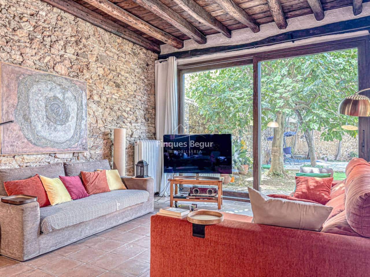 4 bedroom Villa for sale in Palafrugell with pool garage - € 950,000 (Ref: 9242590)