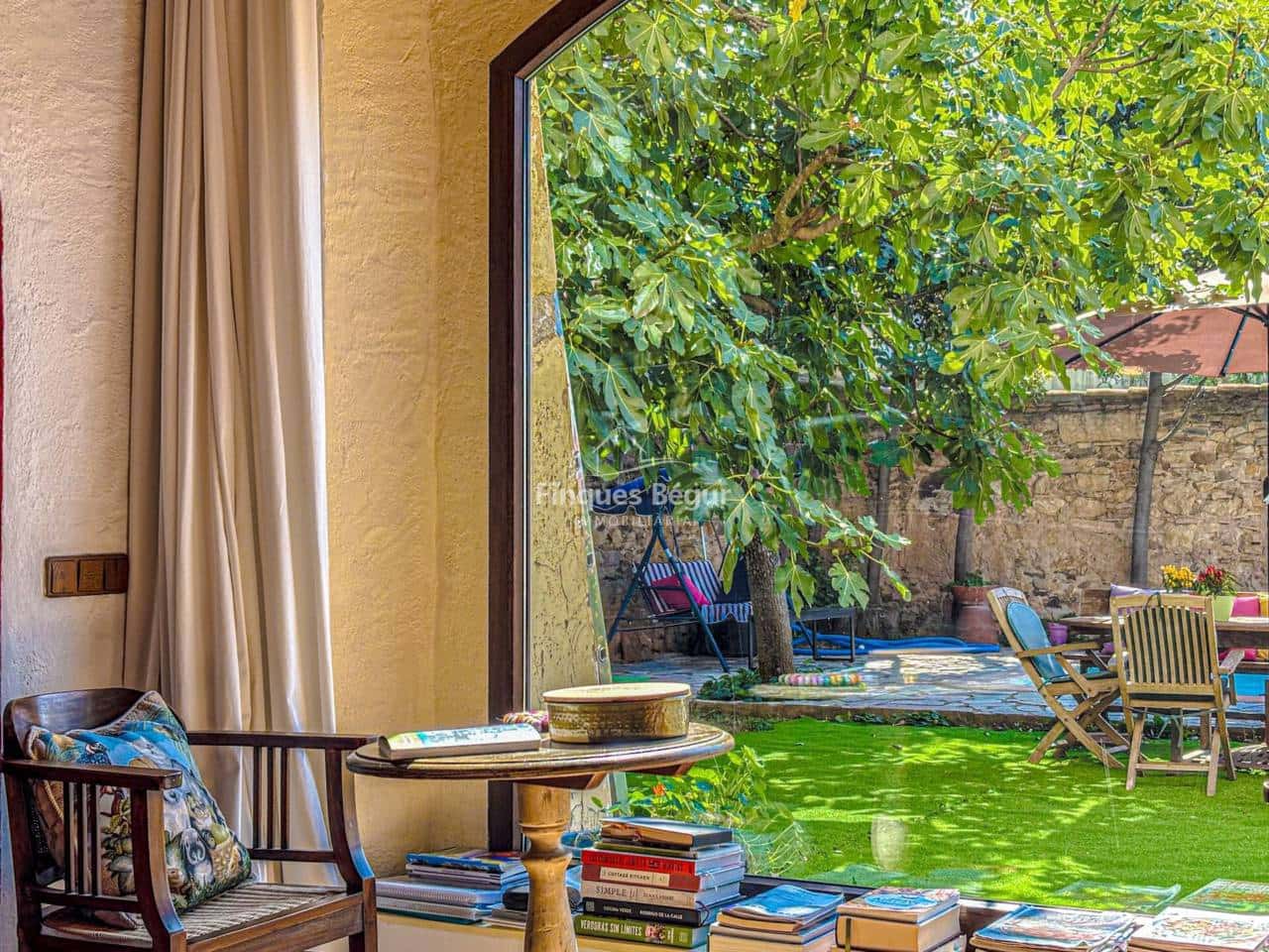 4 bedroom Villa for sale in Palafrugell with pool garage - € 950,000 (Ref: 9242590)