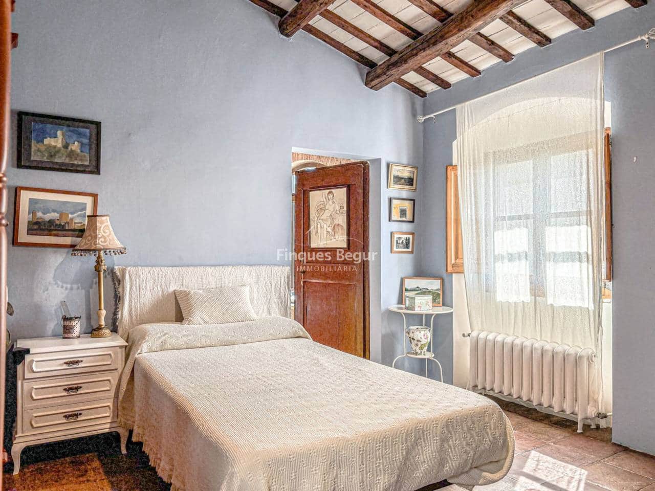 4 bedroom Villa for sale in Palafrugell with pool garage - € 950,000 (Ref: 9242590)