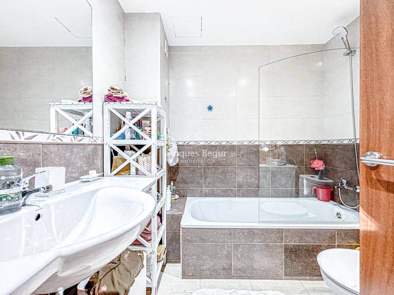 3 Zimmer Apartment zu verkaufen in Begur mit Pool Garage - 215.000 € (Ref: 9247917)