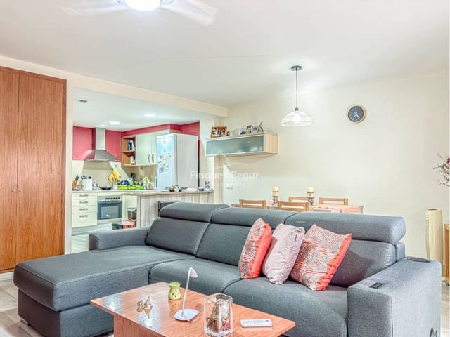 3 Zimmer Apartment zu verkaufen in Begur mit Pool Garage - 215.000 € (Ref: 9247917)