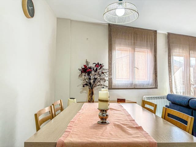 3 Zimmer Apartment zu verkaufen in Begur mit Pool Garage - 215.000 € (Ref: 9247917)