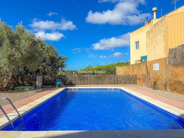 3 Zimmer Apartment zu verkaufen in Begur mit Pool Garage - 215.000 € (Ref: 9247917)