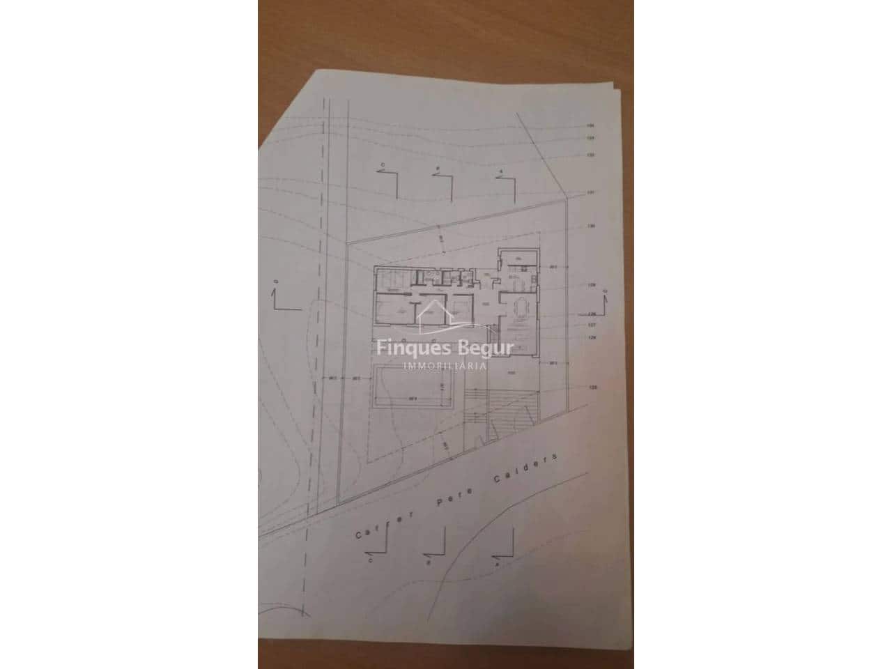 Ubebygd land til salgs i Begur - € 115 000 (Ref: 9280943)