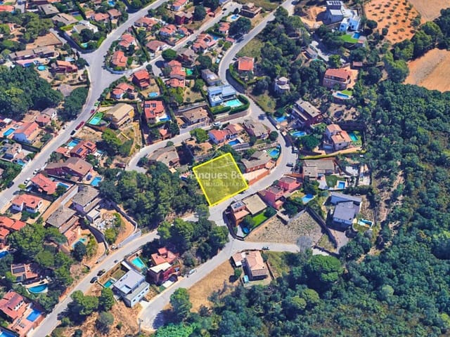 Ubebygd land til salgs i Begur - € 115 000 (Ref: 9280943)