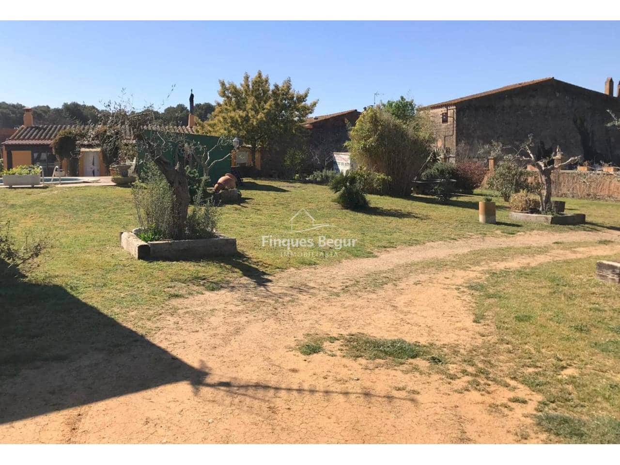 Ubebygd land til salgs i Begur - € 1 500 000 (Ref: 9300514)