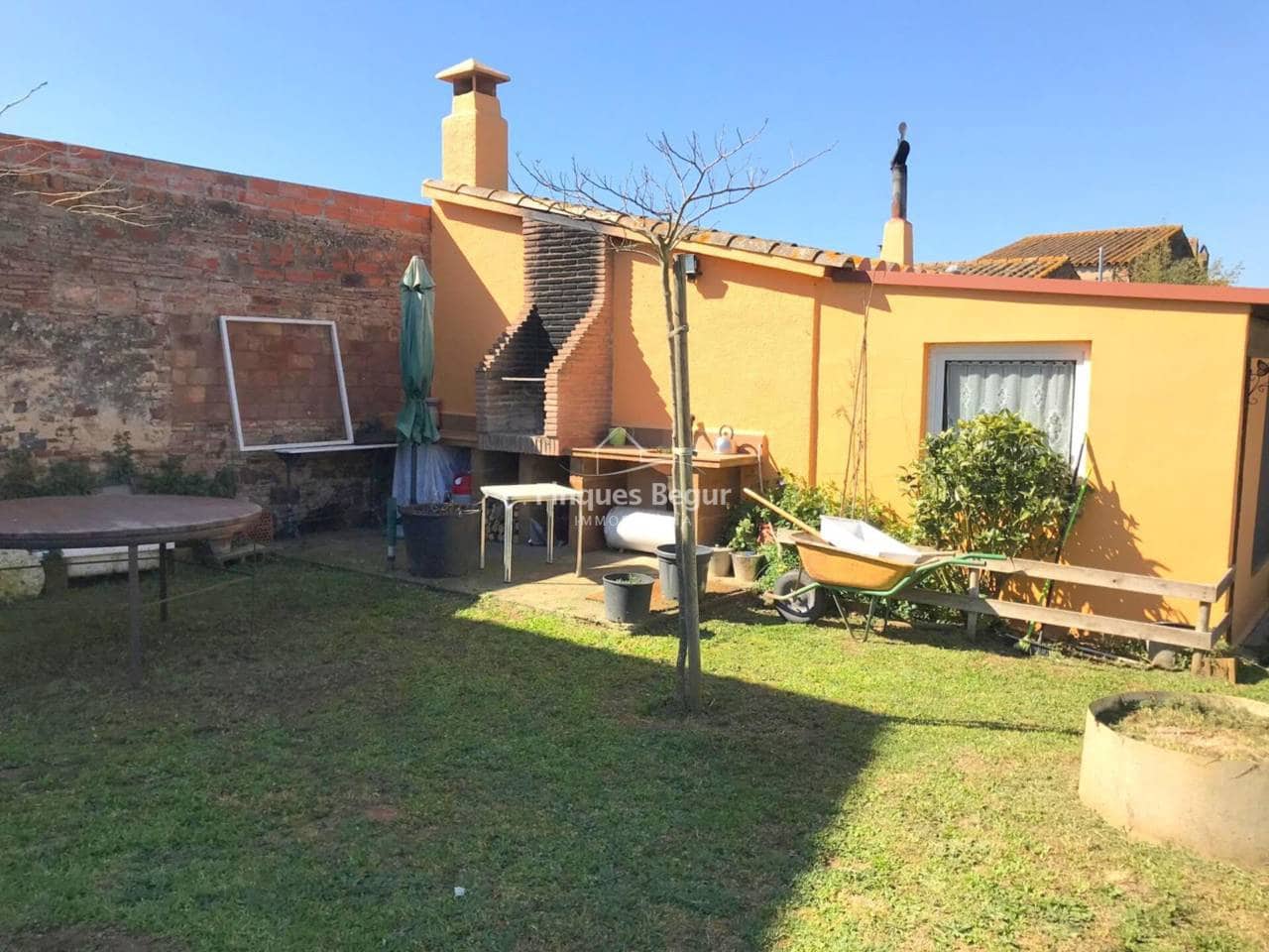 Ubebygd land til salgs i Begur - € 1 500 000 (Ref: 9300514)