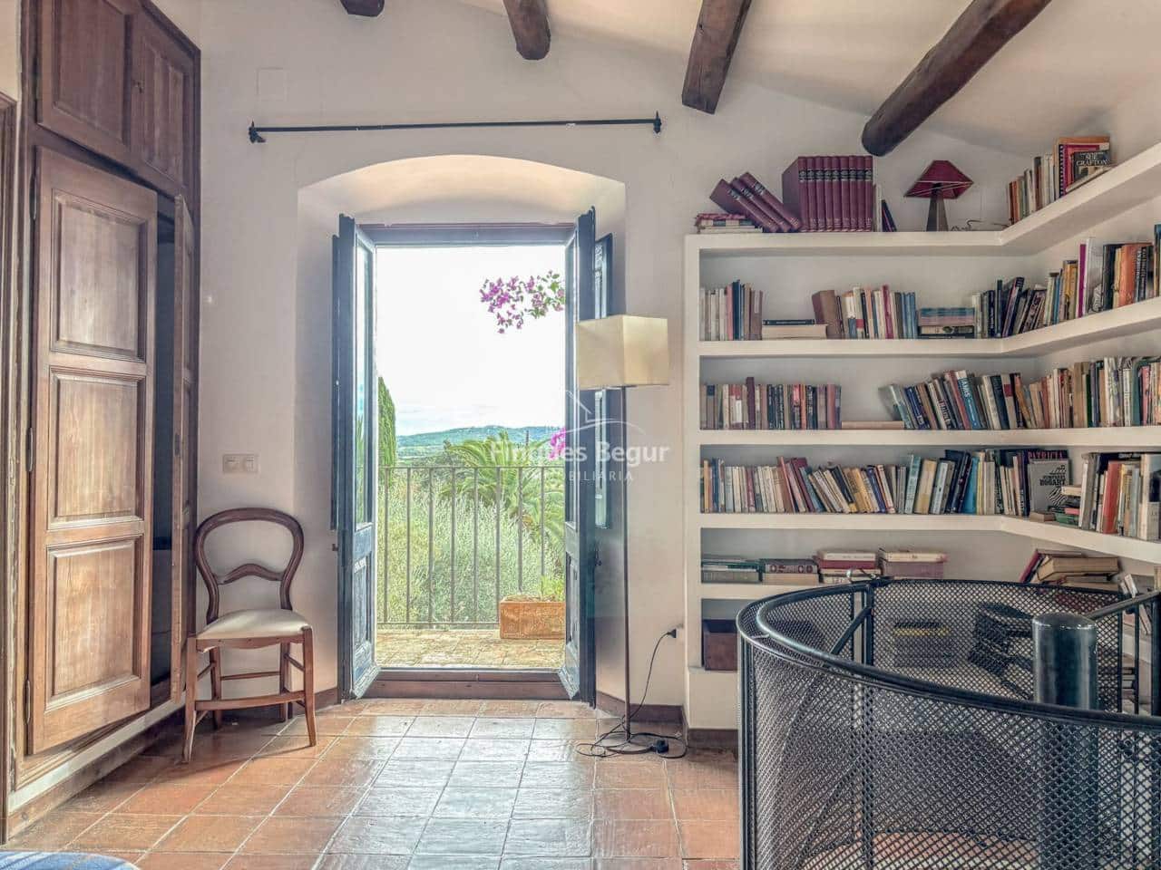 2 soverom Finca/Herregård til salgs i Mont-ras med garasje - € 745 000 (Ref: 9337317)