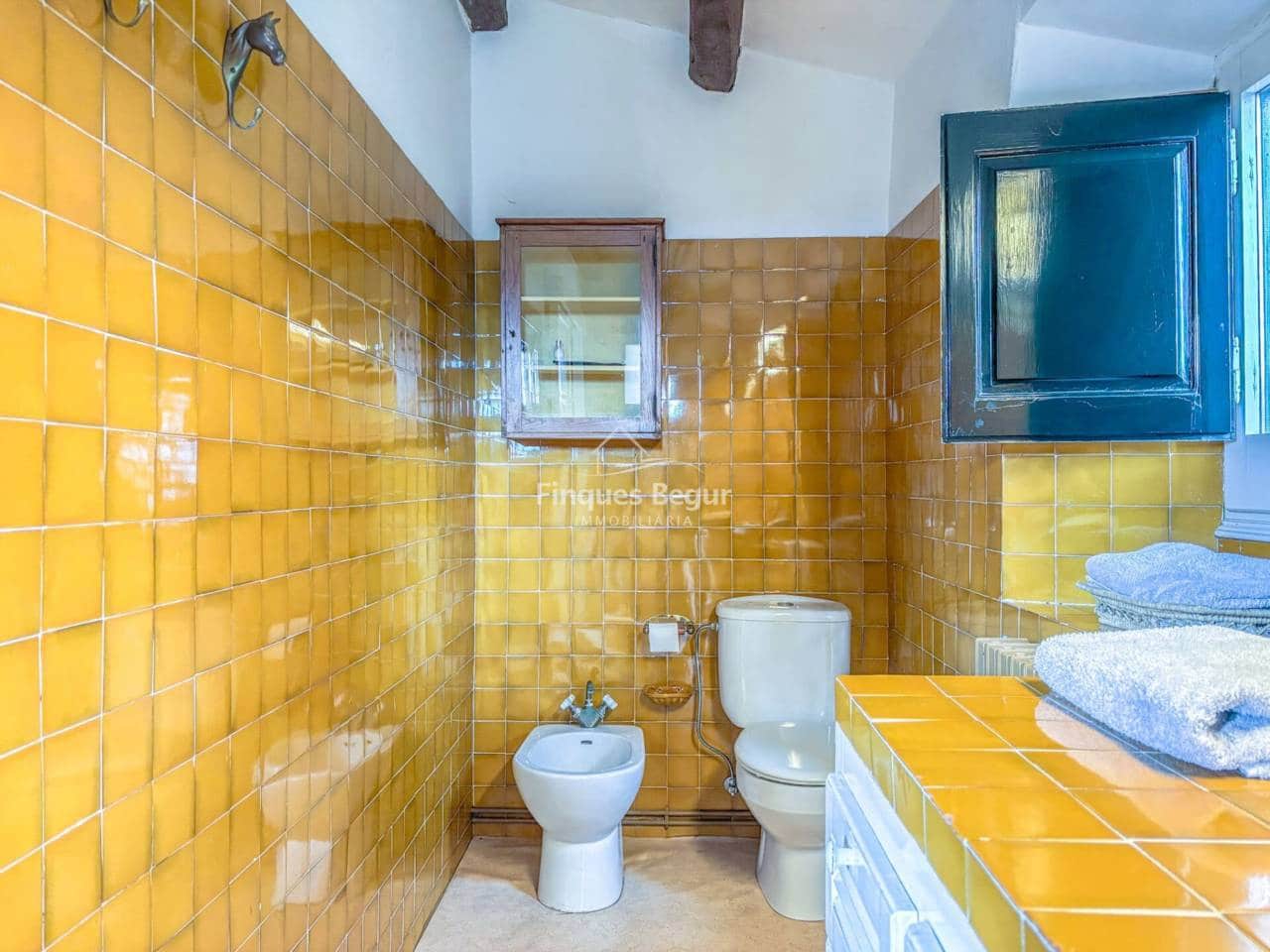 2 soverom Finca/Herregård til salgs i Mont-ras med garasje - € 745 000 (Ref: 9337317)