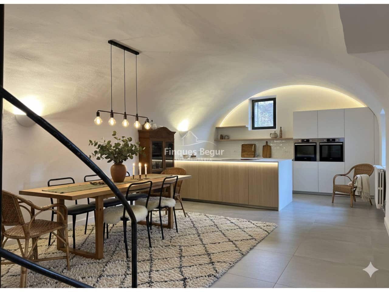 Finca/Casa Rural de 2 habitaciones en Mont-ras en venta con garaje - 745.000 € (Ref: 9337317)