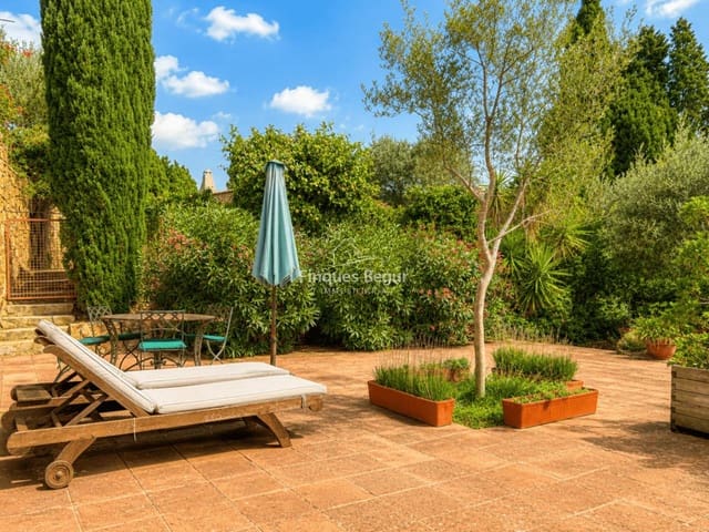 2 soveværelse Finca/Landehus til salg i Mont-ras med garage - € 745.000 (Ref: 9337317)