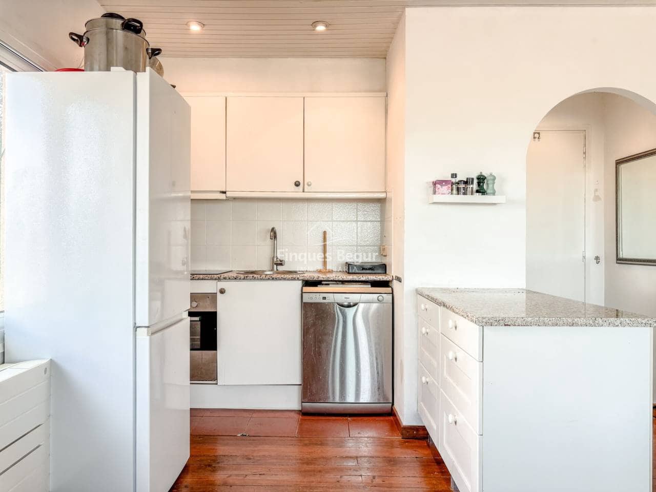 5 bedroom Villa for sale in Begur with garage - € 1,000,000 (Ref: 9379537)