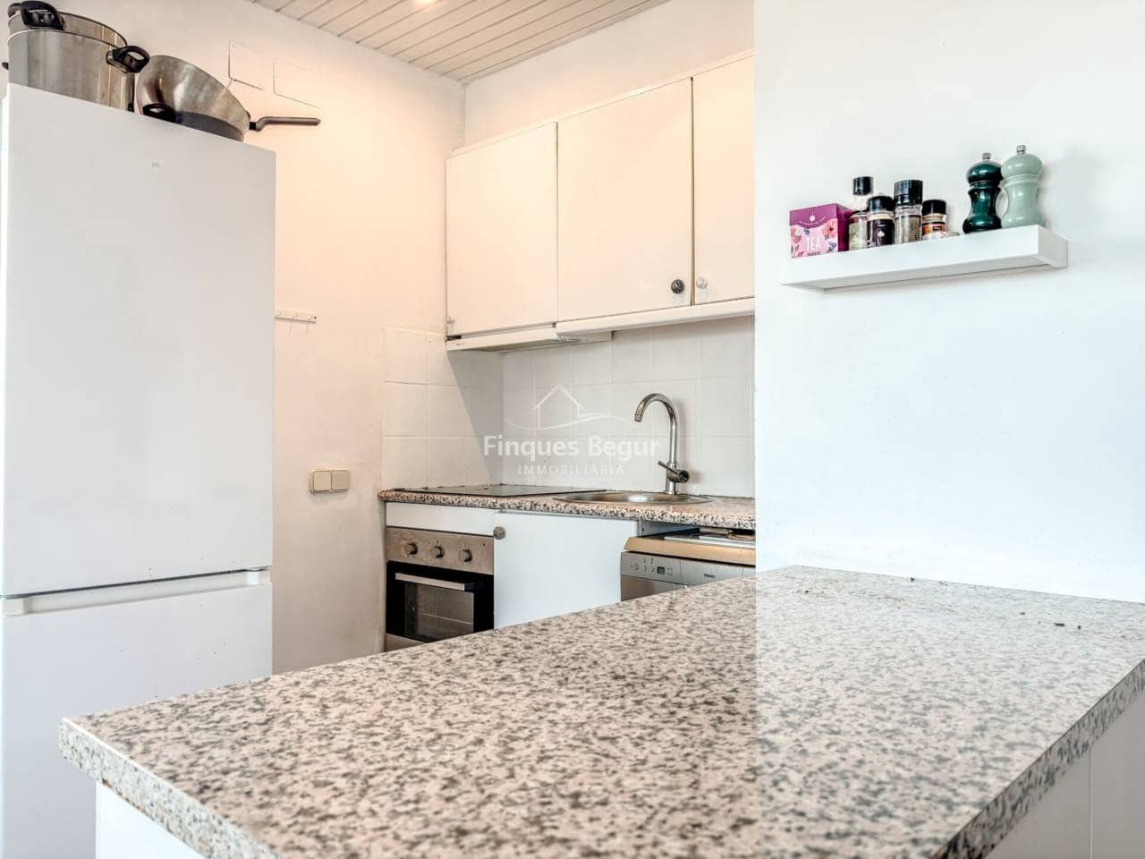 5 bedroom Villa for sale in Begur with garage - € 1,000,000 (Ref: 9379537)