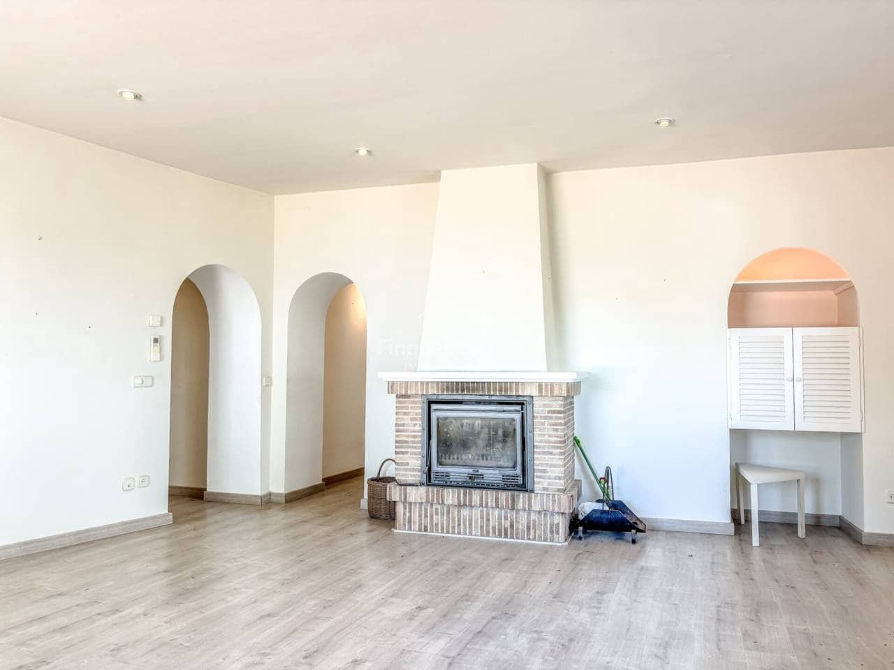 5 bedroom Villa for sale in Begur with garage - € 1,000,000 (Ref: 9379537)