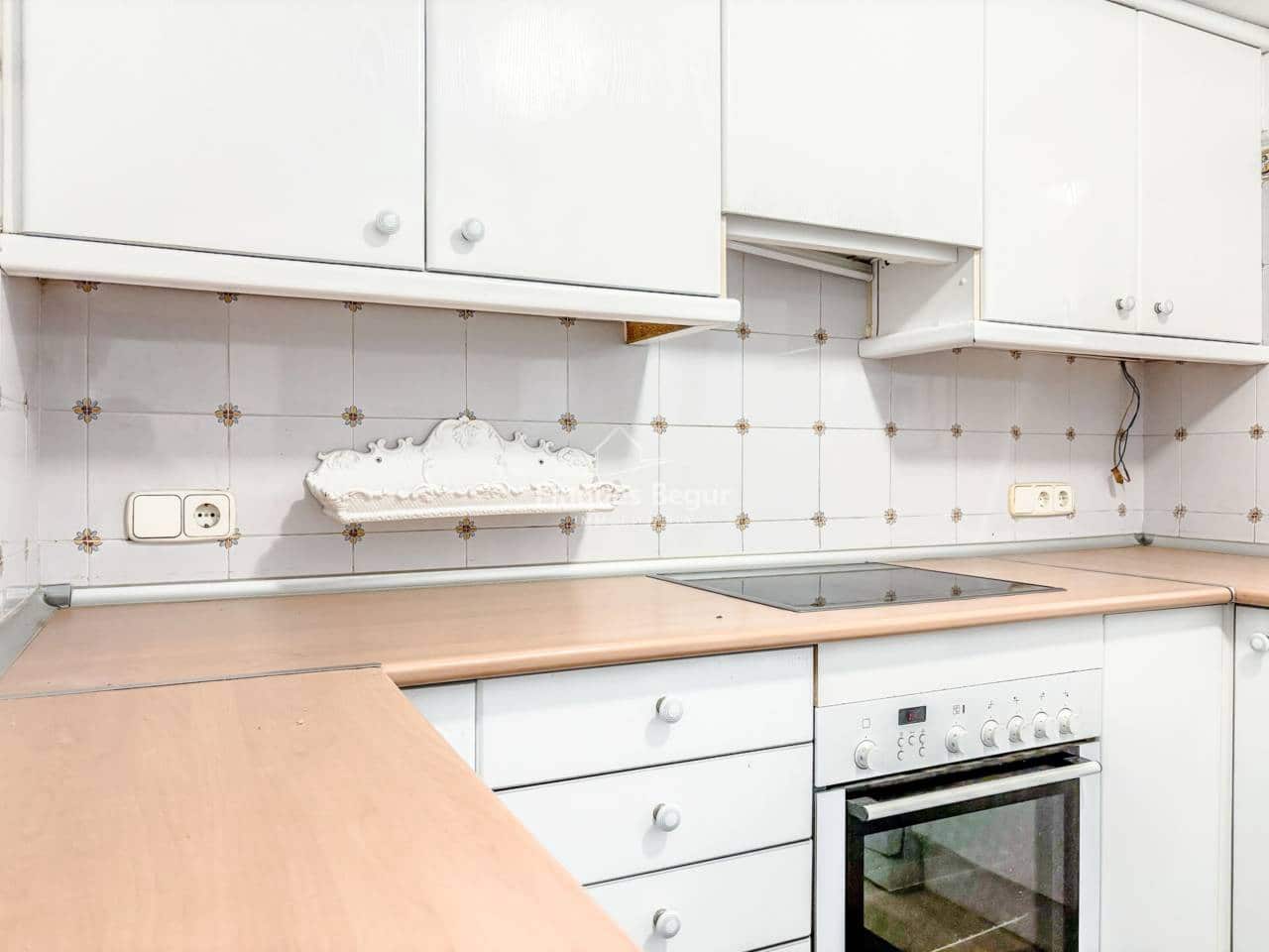 5 bedroom Villa for sale in Begur with garage - € 1,000,000 (Ref: 9379537)