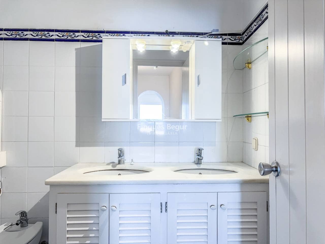 5 bedroom Villa for sale in Begur with garage - € 1,000,000 (Ref: 9379537)