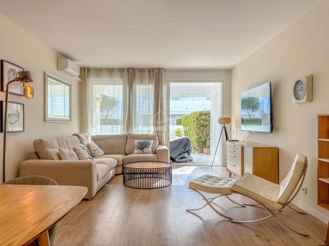 2 soverom Leilighet til salgs i Pals med svømmebasseng garasje - € 365 000 (Ref: 9406261)