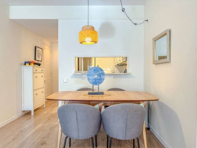 2 soverom Leilighet til salgs i Pals med svømmebasseng garasje - € 365 000 (Ref: 9406261)