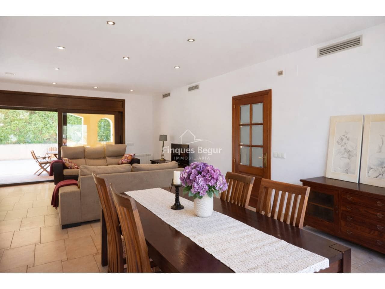 3 bedroom Villa for sale in Begur with pool garage - € 580,000 (Ref: 9413784)