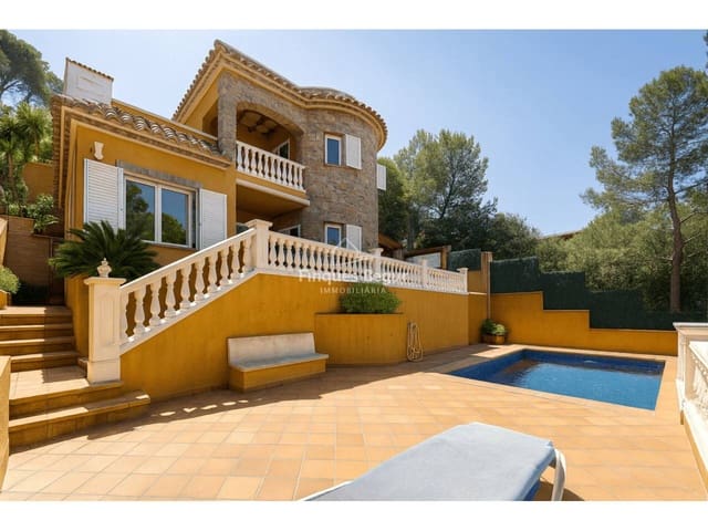 4 bedroom Villa for sale in Begur with pool garage - € 650,000 (Ref: 9415481)