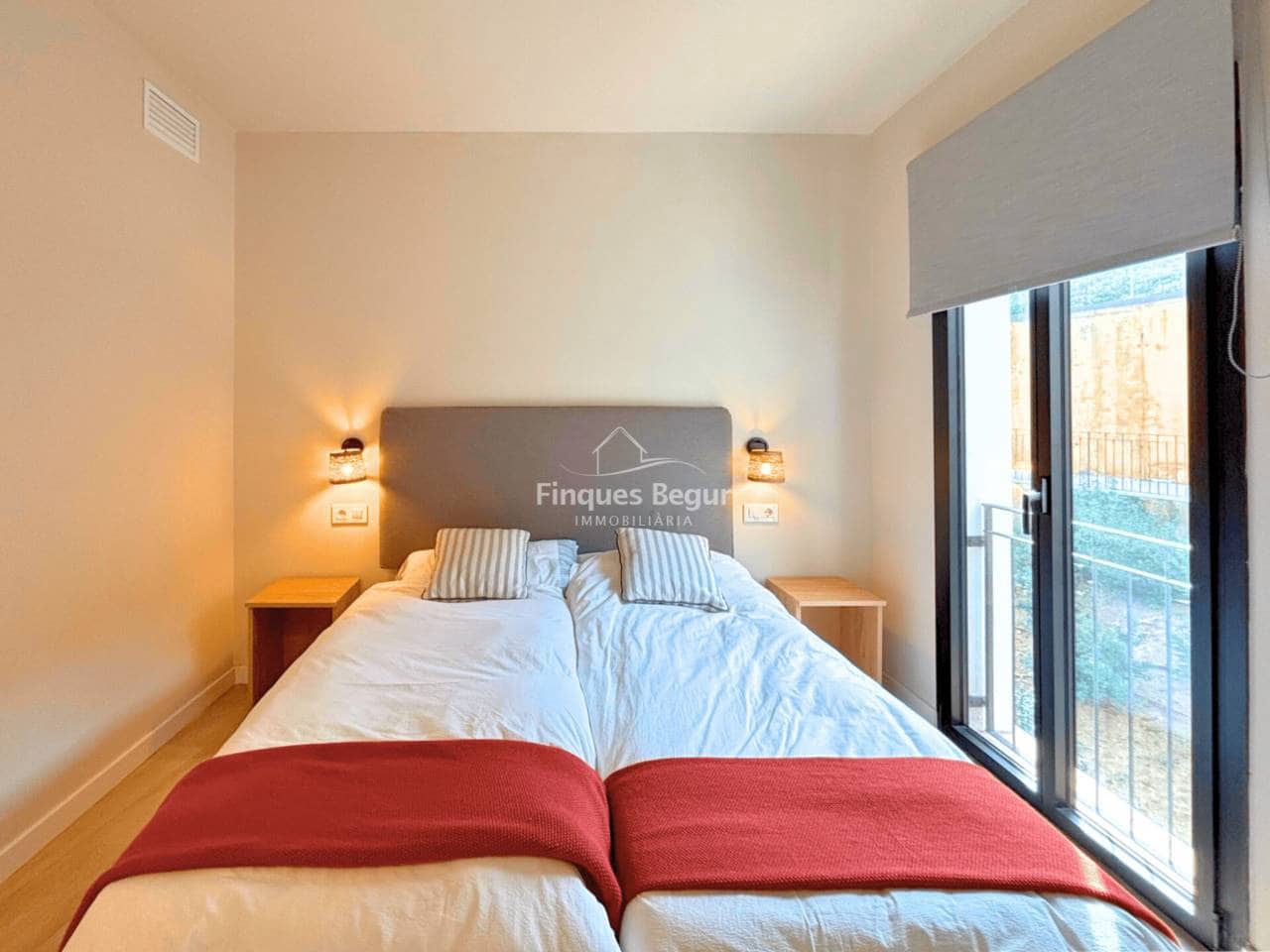 2 bedroom Flat for sale in Begur with pool garage - € 630,000 (Ref: 9448714)