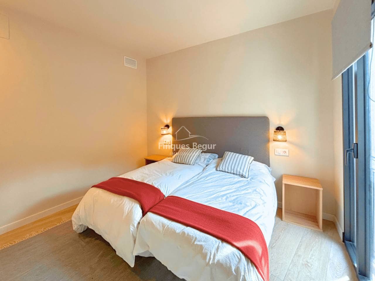 2 bedroom Flat for sale in Begur with pool garage - € 630,000 (Ref: 9448714)