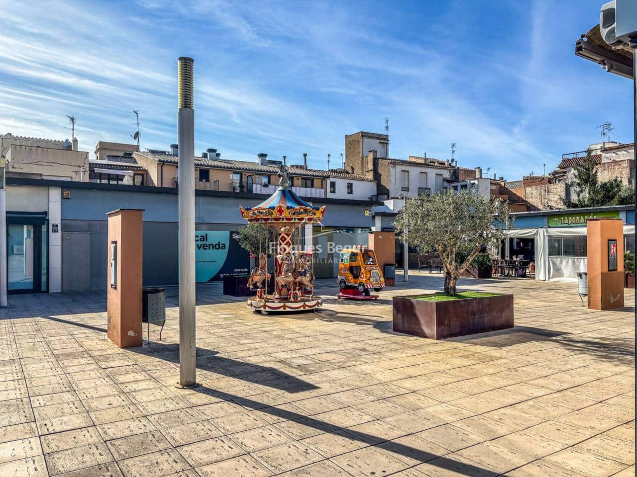 Commercial for rent in Palafrugell - € 750 (Ref: 9500976)