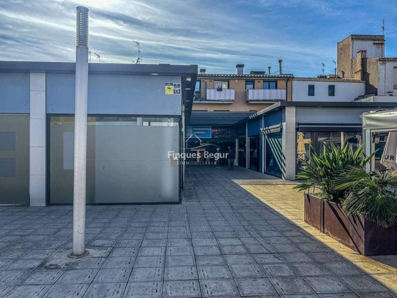 Commercial for rent in Palafrugell - € 750 (Ref: 9500976)