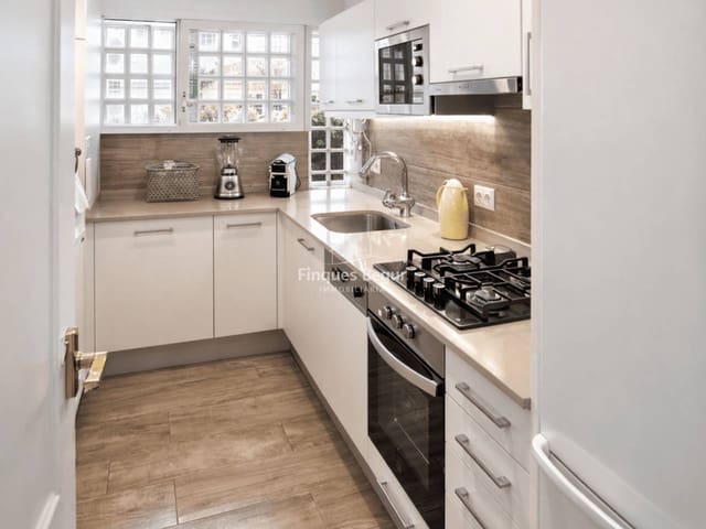 4 bedroom Flat for sale in Palafrugell with pool - € 610,000 (Ref: 9610700)