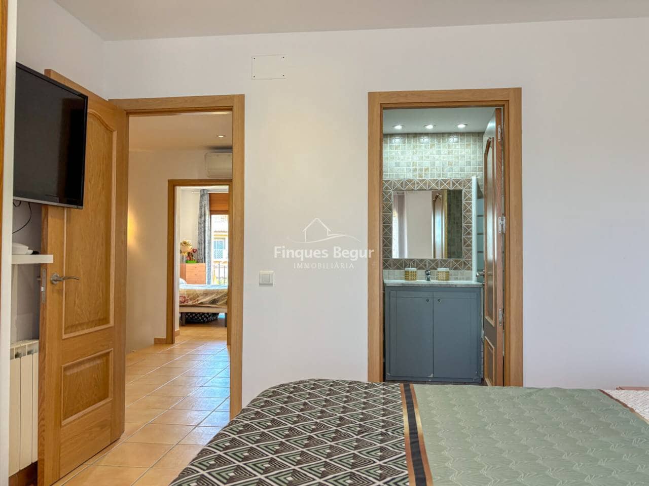 4 bedroom Townhouse for sale in Palafrugell with garage - € 435,000 (Ref: 9660757)