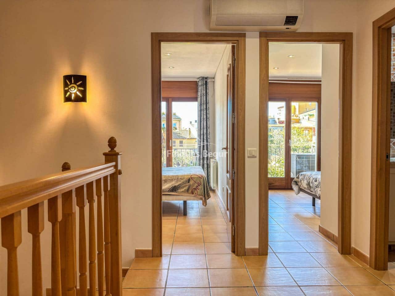 4 bedroom Townhouse for sale in Palafrugell with garage - € 435,000 (Ref: 9660757)