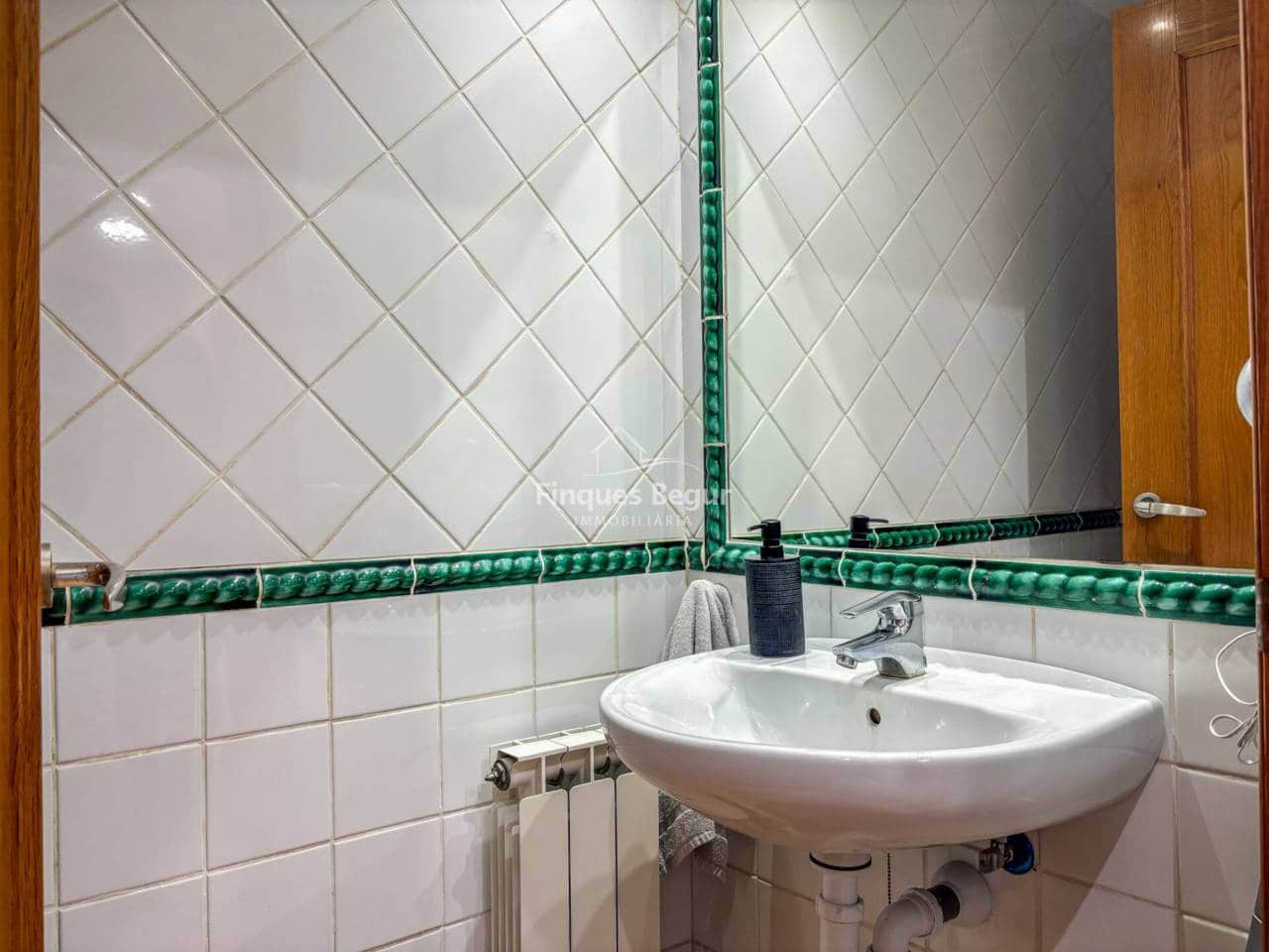 4 bedroom Townhouse for sale in Palafrugell with garage - € 435,000 (Ref: 9660757)