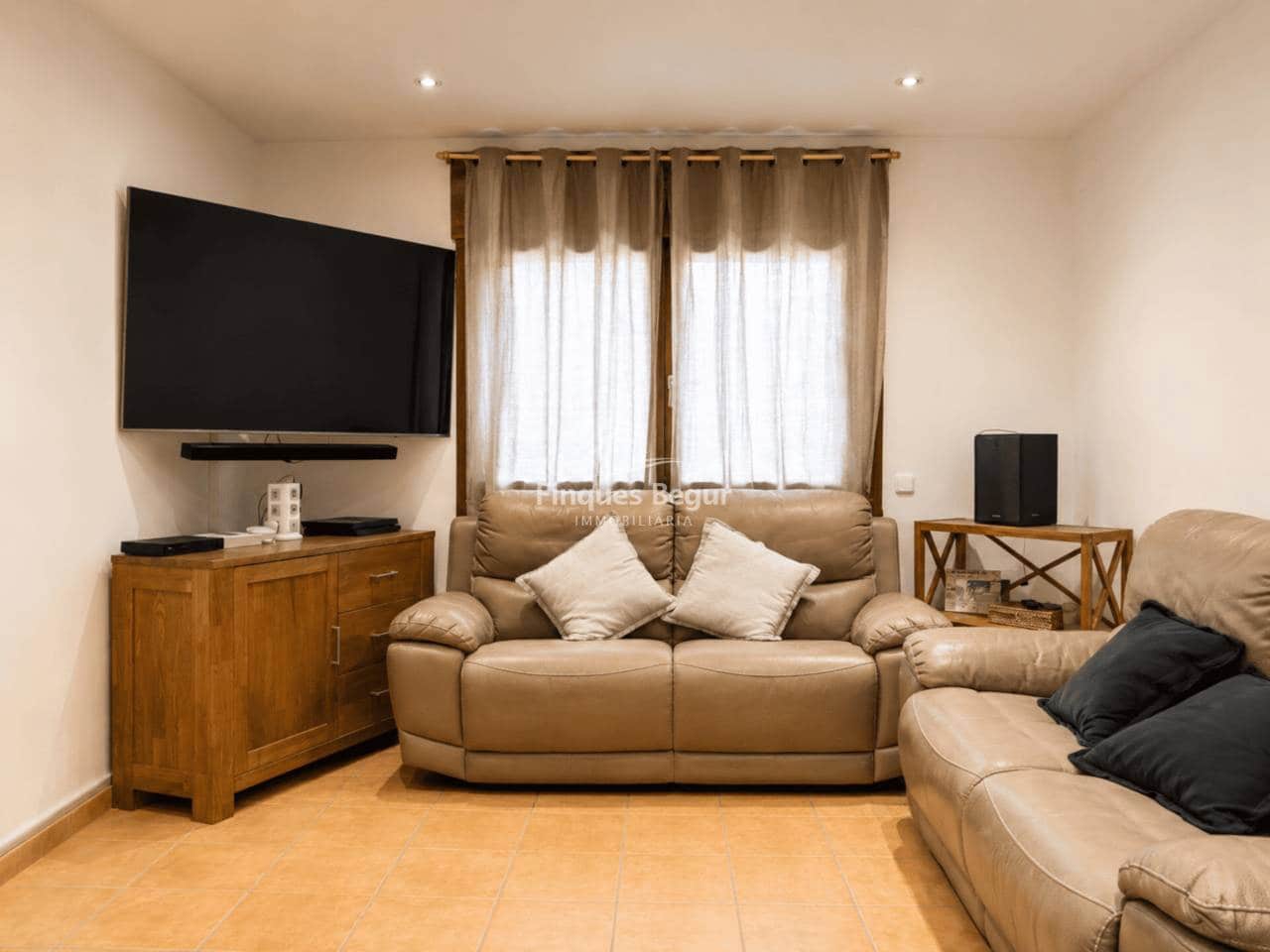 4 soveværelse Byhus til salg i Palafrugell med garage - € 375.000 (Ref: 9660757)
