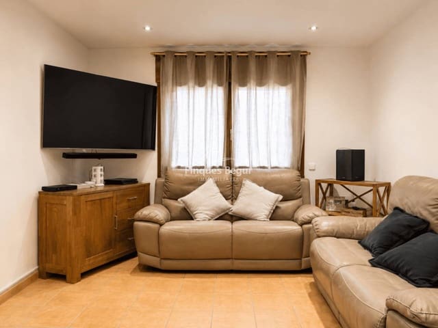 Casa de 4 habitaciones en Palafrugell en venta con garaje - 375.000 € (Ref: 9660757)