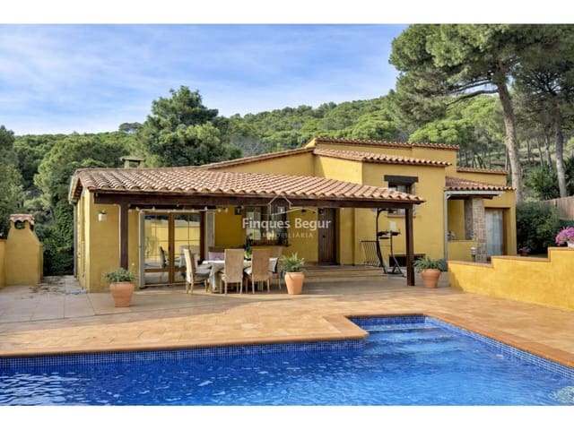 4 bedroom Villa for sale in Begur with pool garage - € 650,000 (Ref: 9669783)