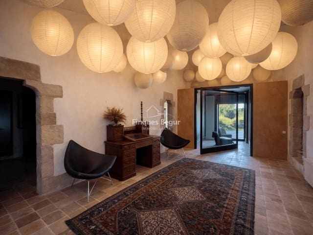 6 Zimmer Finca/Landgut zu verkaufen in Fonteta, Forallac mit Pool Garage - 4.900.000 € (Ref: 9676669)