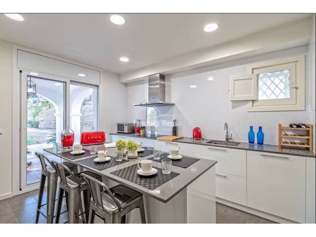 8 chambre Villa/Maison à vendre à Tamariu, Palafrugell avec piscine garage - 9 500 000 € (Ref: 9694603)