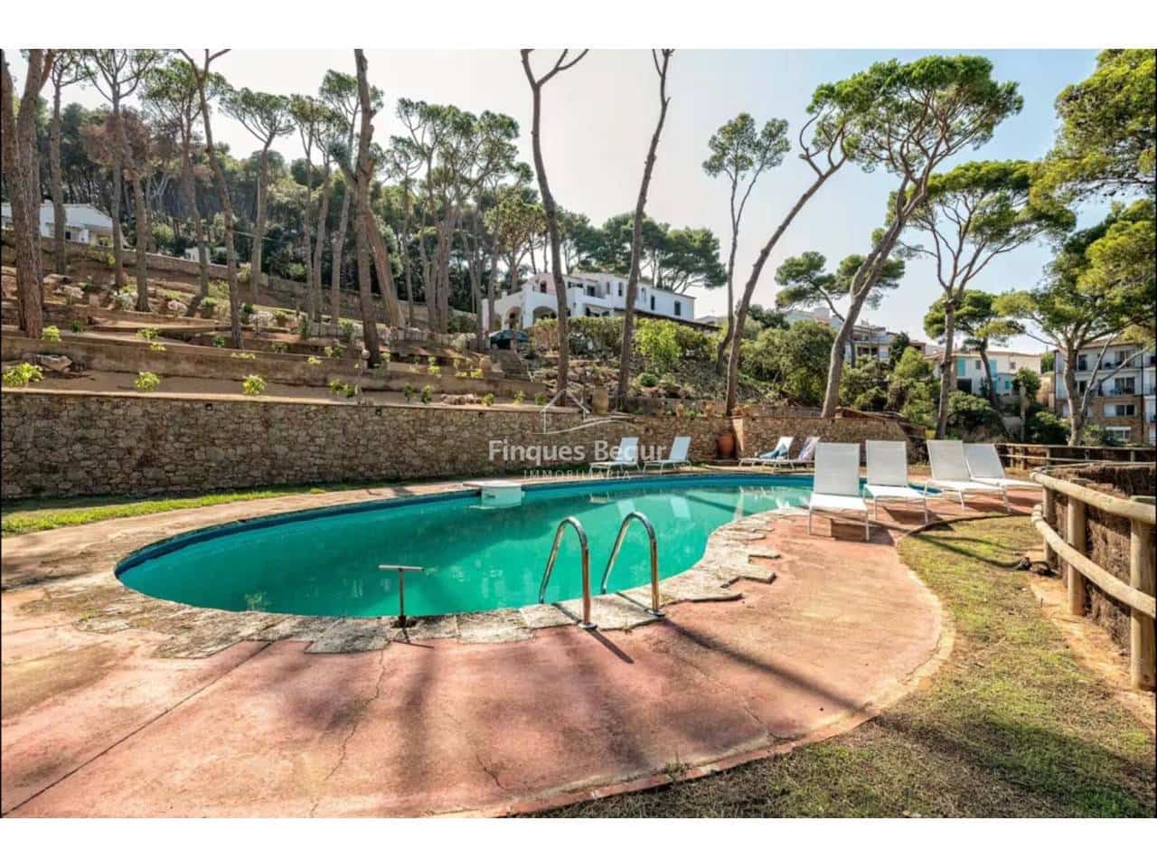8 bedroom Villa for sale in Tamariu with pool garage - € 9,500,000 (Ref: 9694603)