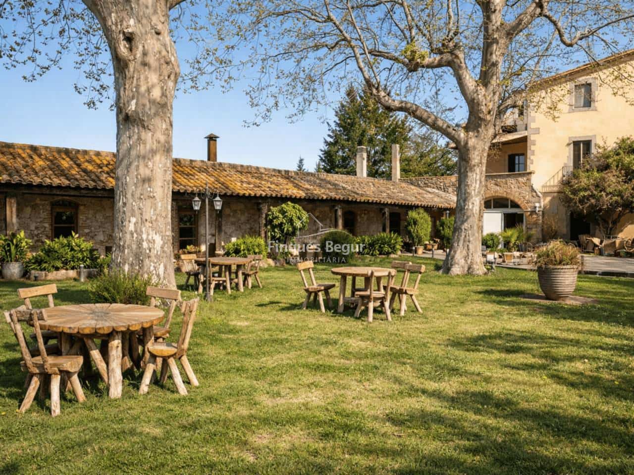 14 bedroom Hotel for sale in Romanya de la Selva - € 1,699,000 (Ref: 9710950)