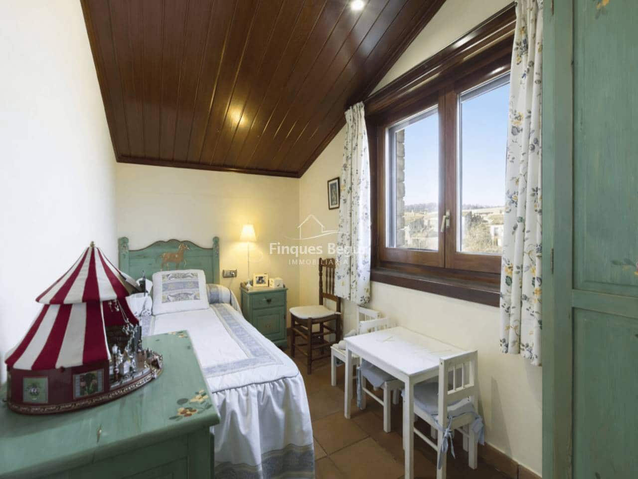 7 soveværelse Finca/Landehus til salg i Peratallada med garage - € 2.400.000 (Ref: 9743147)