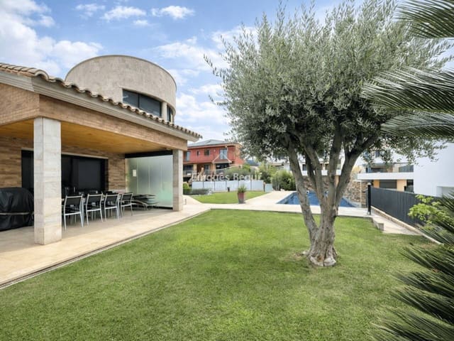 4 makuuhuone Huvila myytävänä paikassa Palamós mukana uima-altaan 
autotalli - 1 150 000 € (Ref: 9758332)